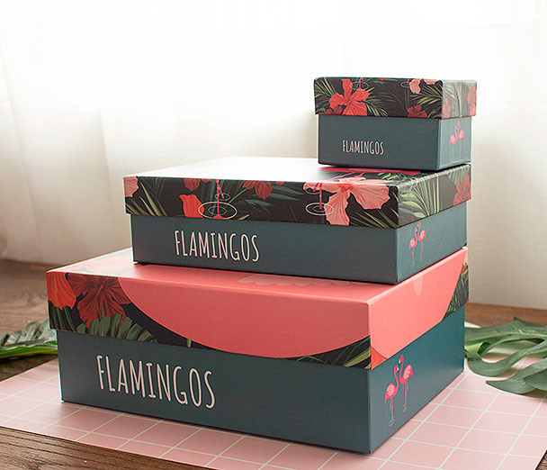 картинка Подарочная коробка «Pink flamingo» маленькая от магазина Без Проблем