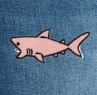 картинка Нашивка «Pink shark» магазин Без Проблем являющийся официальным дистрибьютором в России 